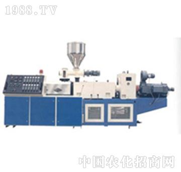 方南-錐形雙螺桿擠出機